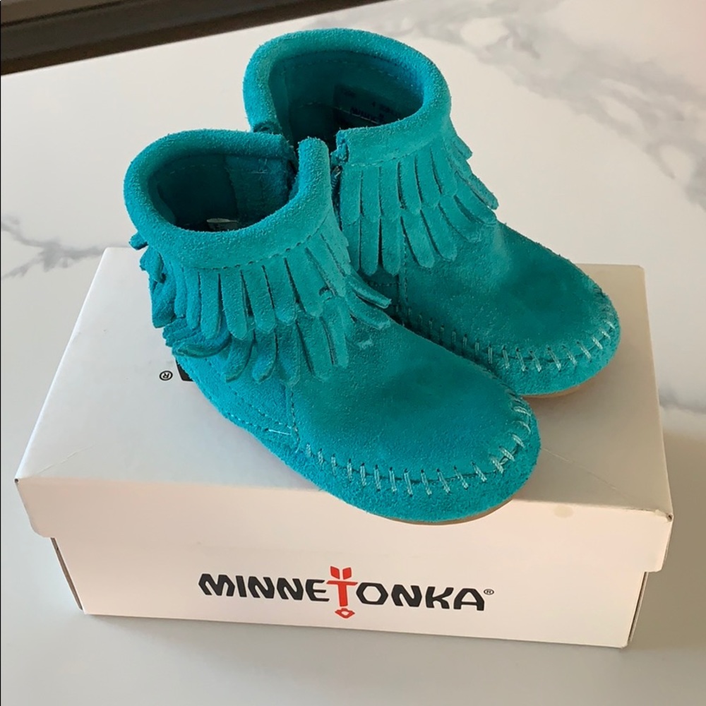 Minnetonka Moccasins Toddler Size4
